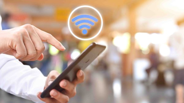 Best Prepaid SIM Cards for Foreigners in Japan